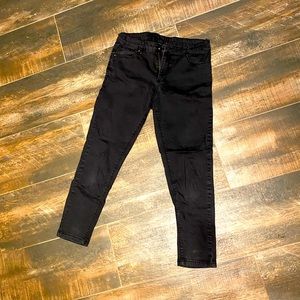 Black jeans cropped ankle length tight fit, a little stretch.